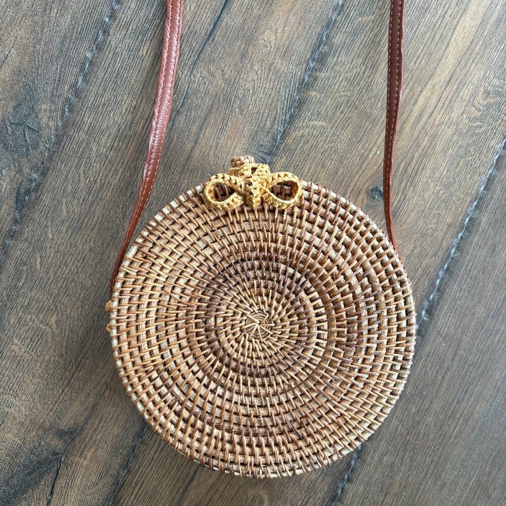 Round Woven Rattan Crossbody Bag